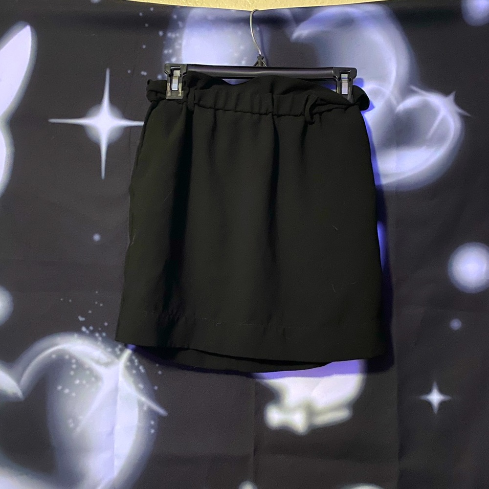 Express mini skirt with pockets